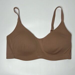 Nike Alate minimalist women’s light support bra